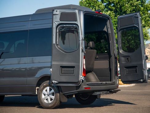 New 2025 Mercedes-Benz Sprinter 2500 image 10
