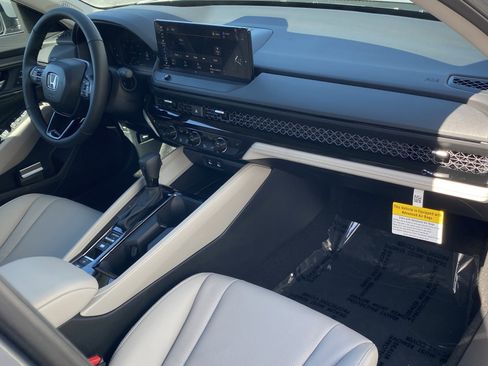 New 2026 Honda Accord EX-L image 10