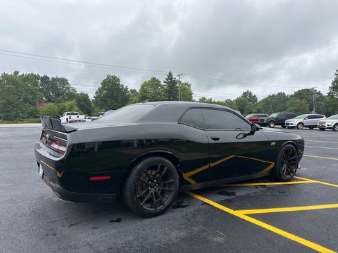 Used 2018 Dodge Challenger T/A RWD image 6