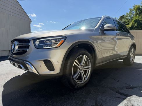 Used 2021 Mercedes-Benz GLC 300 4MATIC image 9
