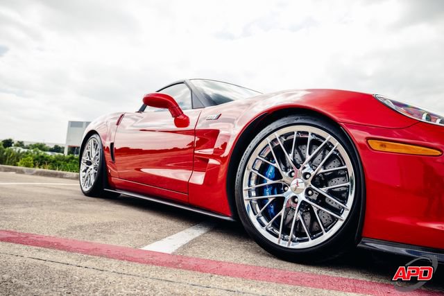 Used 2009 Chevrolet Corvette ZR1 w/ Preferred Equipment Group RWD image 31