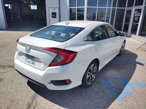 Used 2016 Honda Civic EX-T image 8