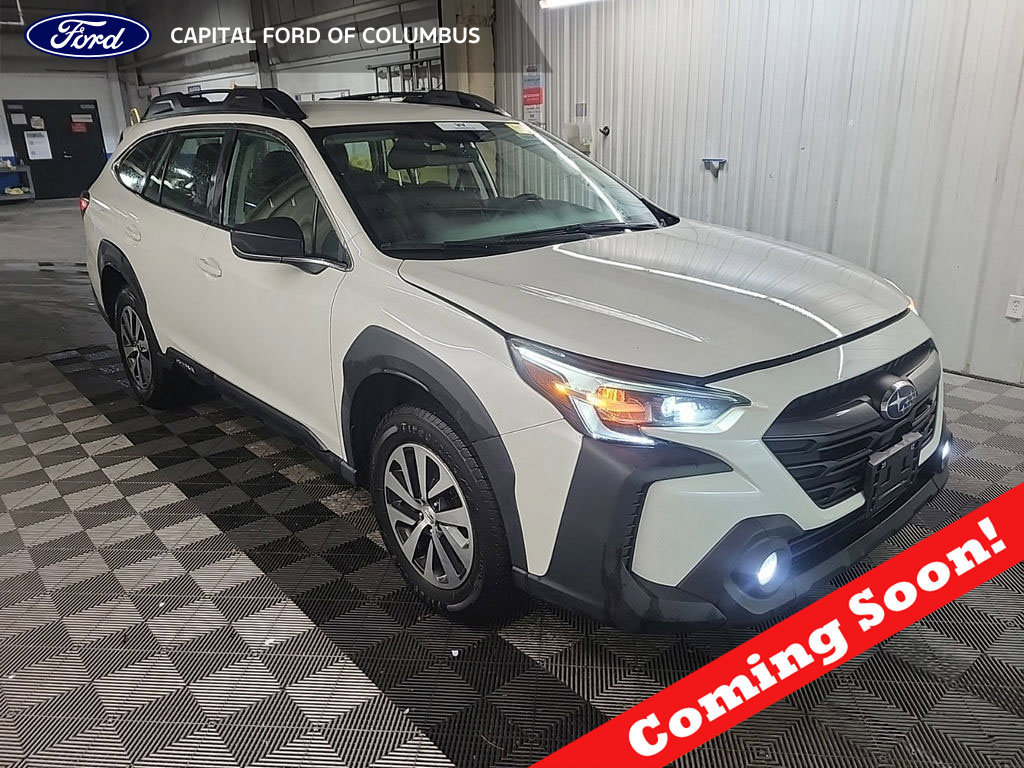 Used 2024 Subaru Outback AWD/4WD image 1