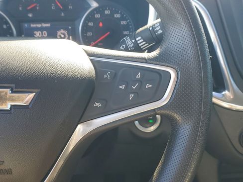 Used 2020 Chevrolet Equinox LT image 34