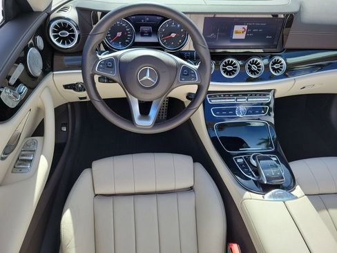 Used 2018 Mercedes-Benz E 400 4MATIC Cabriolet image 14