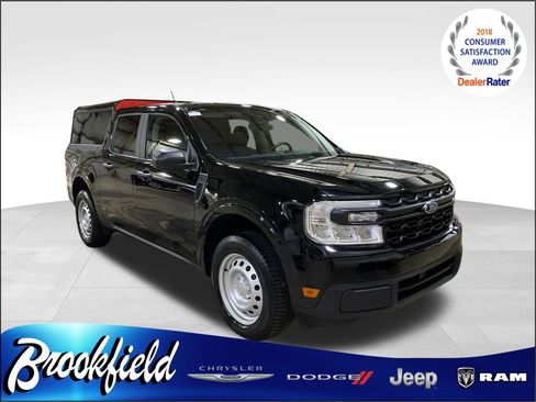 Used 2022 Ford Maverick XL image 1