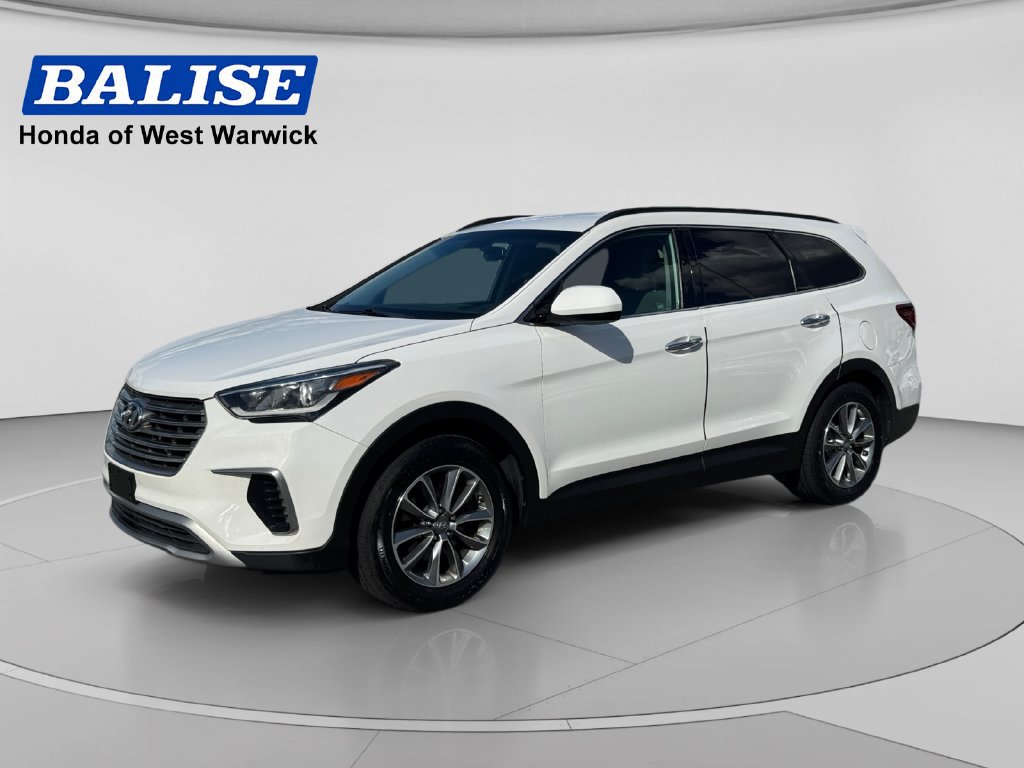 Used 2017 Hyundai Santa Fe SE w/ Cargo Package FWD image 1