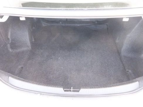 Used 2024 Chevrolet Malibu LT image 7