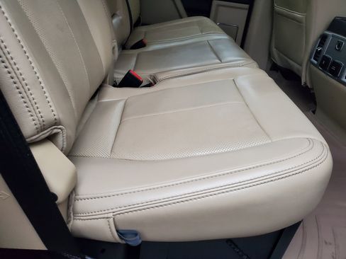 Used 2020 Ford F250 Lariat w/ Lariat Ultimate Package image 45