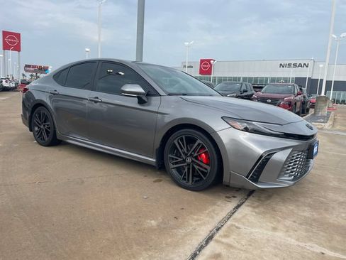 Used 2025 Toyota Camry XSE w/ Premium Package FWD image 7