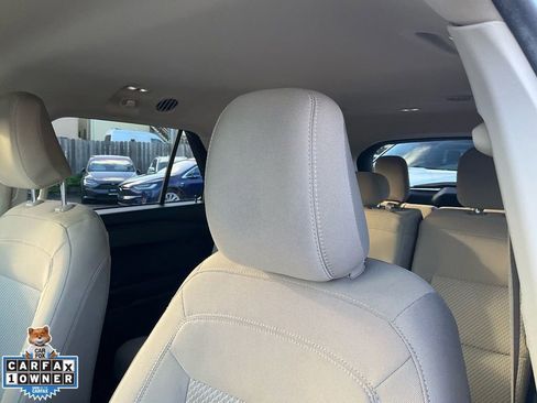 Used 2021 Ford Explorer 2WD image 18