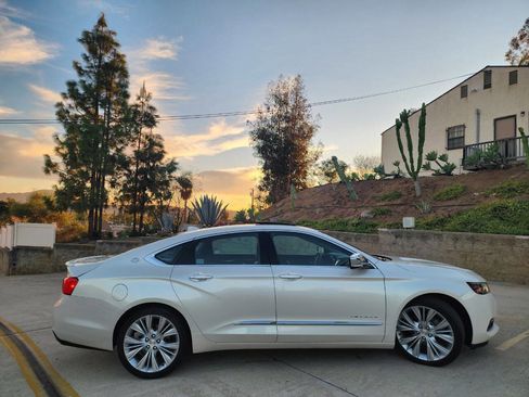 Used 2014 Chevrolet Impala LTZ image 5