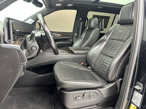 Used 2022 Cadillac Escalade ESV Sport Platinum AWD/4WD image 8