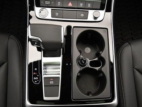 Used 2025 Audi Q7 3.0T Premium Plus w/ Premium Plus Package image 30