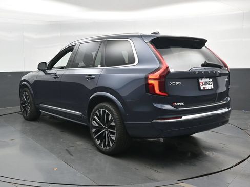 Used 2026 Volvo XC90 B6 Plus AWD/4WD image 9
