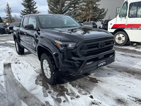 Used 2024 Toyota Tacoma SR5 image 15