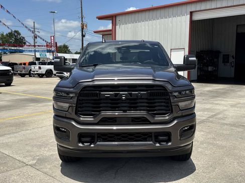 Used 2026 RAM 2500 Big Horn AWD/4WD image 2