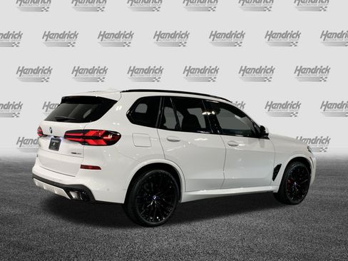 Used 2026 BMW X5 sDrive40i w/ M Sport Package RWD image 8