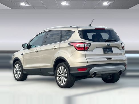 Used 2018 Ford Escape Titanium w/ Ford Safe & Smart Package image 3