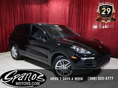 Used 2016 Porsche Cayenne image 1