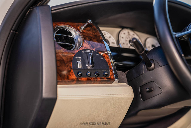 Used 2013 Rolls-Royce Ghost RWD image 47