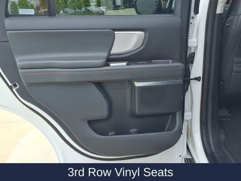 Used 2025 Ford Expedition Active AWD/4WD image 21