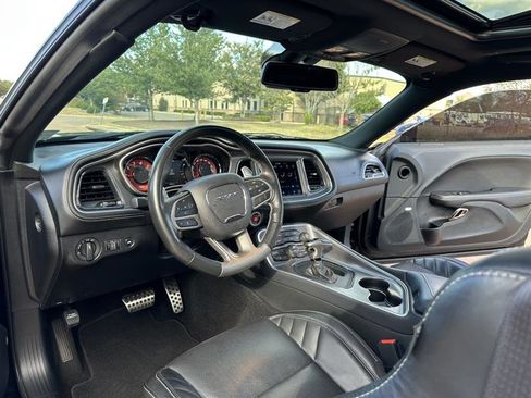 Used 2021 Dodge Challenger SRT Hellcat w/ Plus Package image 20