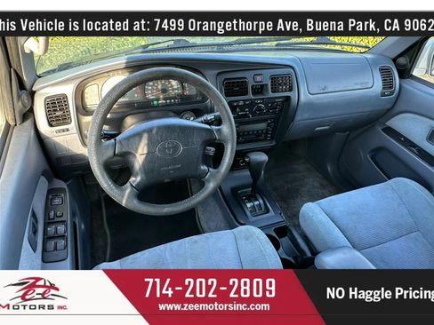 Used 2000 Toyota 4Runner SR5 RWD image 18
