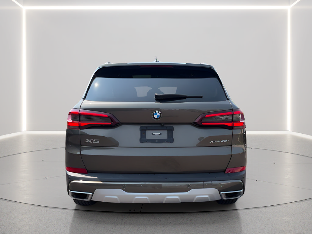 Used 2023 BMW X5 xDrive40i w/ Premium Package AWD/4WD image 7
