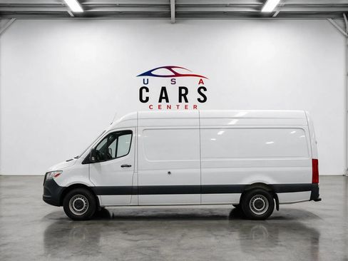 Used 2022 Mercedes-Benz Sprinter 2500 image 6