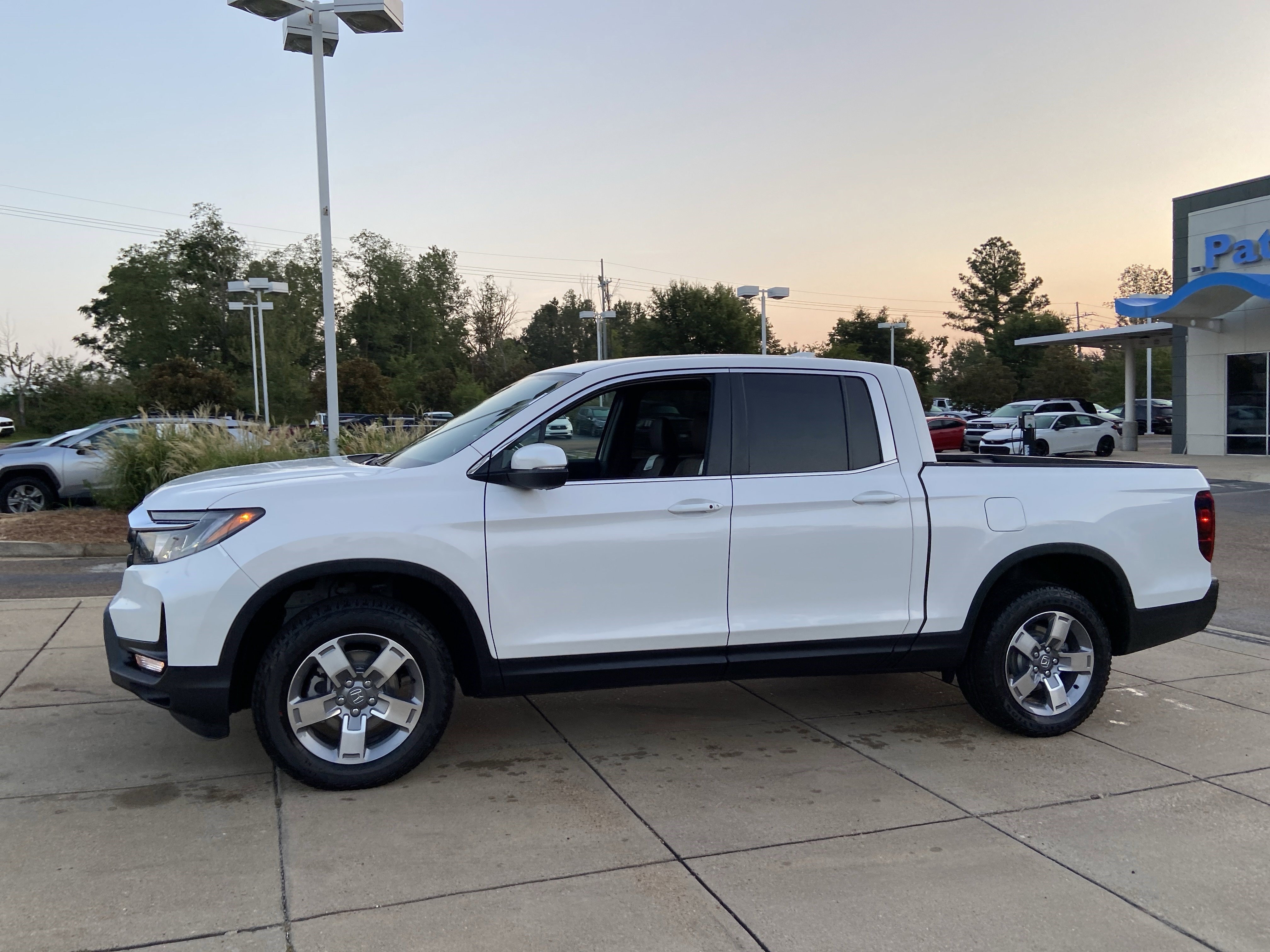 New 2026 Honda Ridgeline RTL image 5