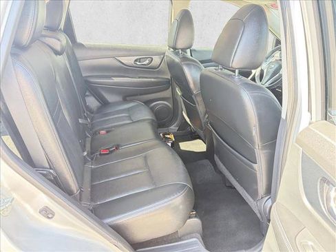 Used 2015 Nissan Rogue SL w/ SL Premium Package AWD/4WD image 15
