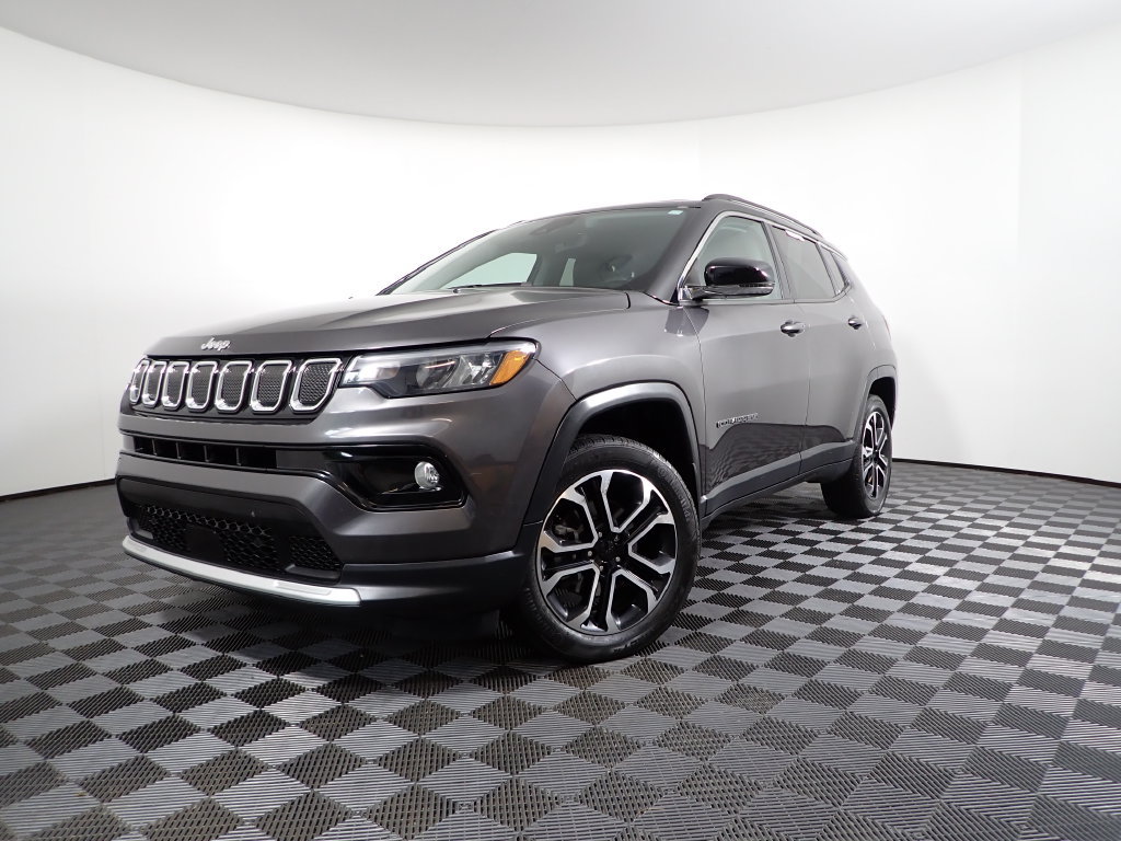 Used 2022 Jeep Compass Limited AWD/4WD image 2