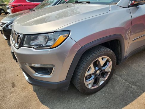 Used 2020 Jeep Compass Limited AWD/4WD image 5