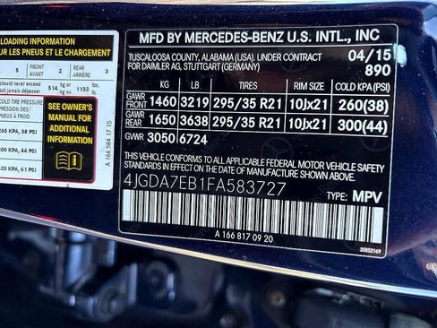 Used 2015 Mercedes-Benz ML 63 AMG 4MATIC image 36