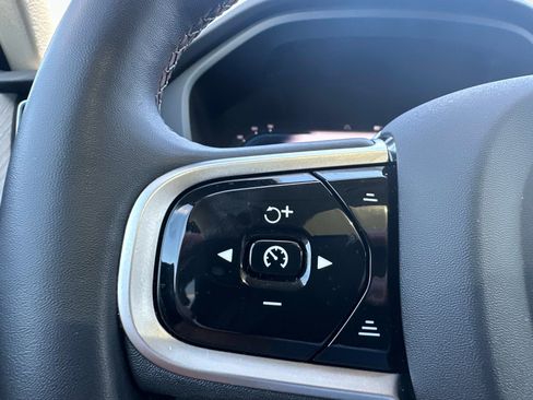 Certified 2025 Volvo XC60 B5 Plus image 26