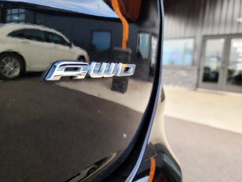 Used 2024 Ford Edge Titanium image 21