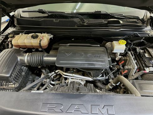 Used 2022 RAM 1500 Big Horn AWD/4WD image 33