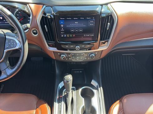 Used 2020 Chevrolet Traverse High Country image 19