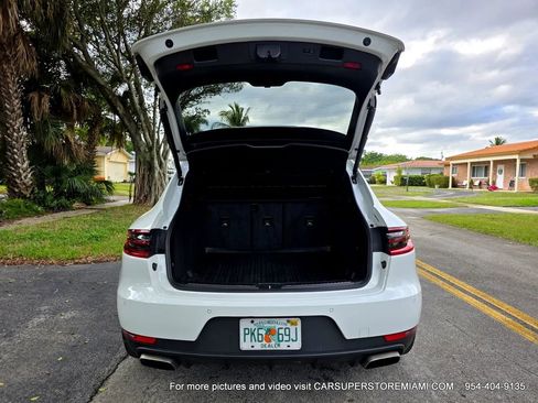 Used 2018 Porsche Macan Sport Edition image 95