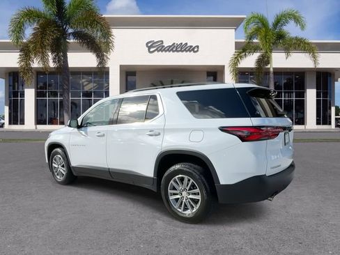 Used 2023 Chevrolet Traverse LT image 9