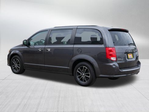 Used 2018 Dodge Grand Caravan GT FWD image 5