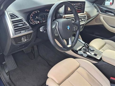 Used 2023 BMW X4 xDrive30i w/ Convenience Package AWD/4WD image 4