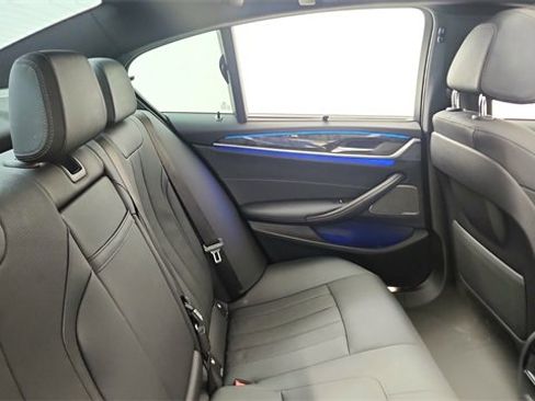 Used 2022 BMW 540i xDrive w/ Executive Package image 26