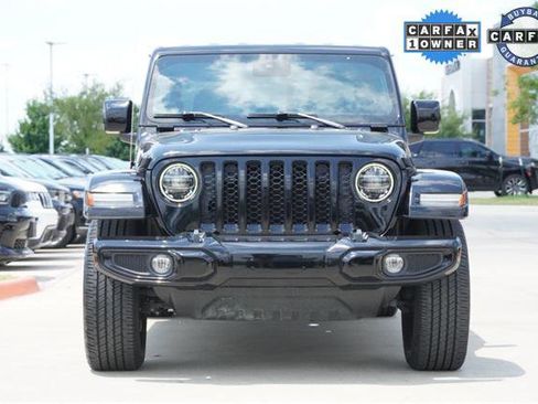 Certified 2021 Jeep Gladiator Overland image 2