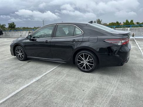 Used 2023 Toyota Camry SE image 33