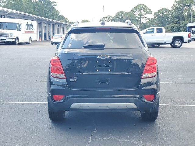 Used 2019 Chevrolet Trax LT w/ Redline Edition FWD image 5