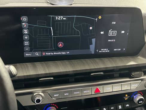 Used 2023 Kia Telluride EX w/ EX Captain's Chair Package image 25