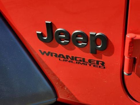 Used 2022 Jeep Wrangler Unlimited Sport image 26