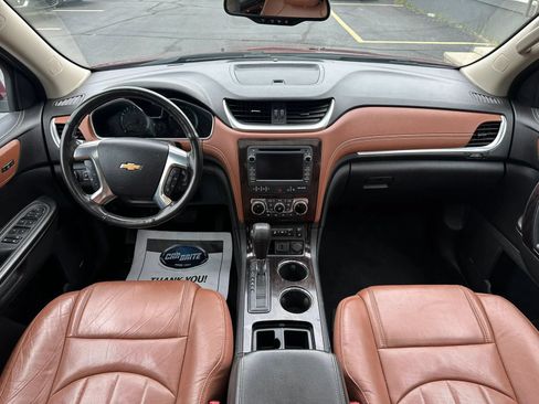 Used 2017 Chevrolet Traverse Premier AWD/4WD image 19